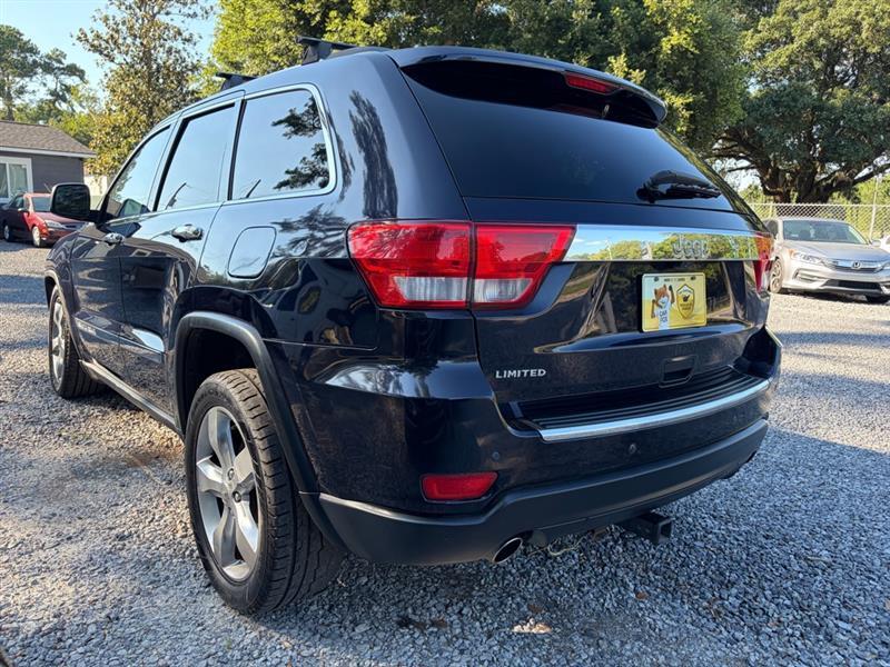 Jeep Grand Cherokee  2011