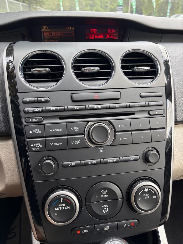 Mazda CX-7  2010