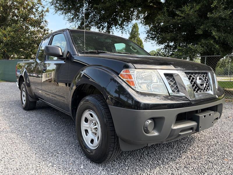 Nissan Frontier  2014