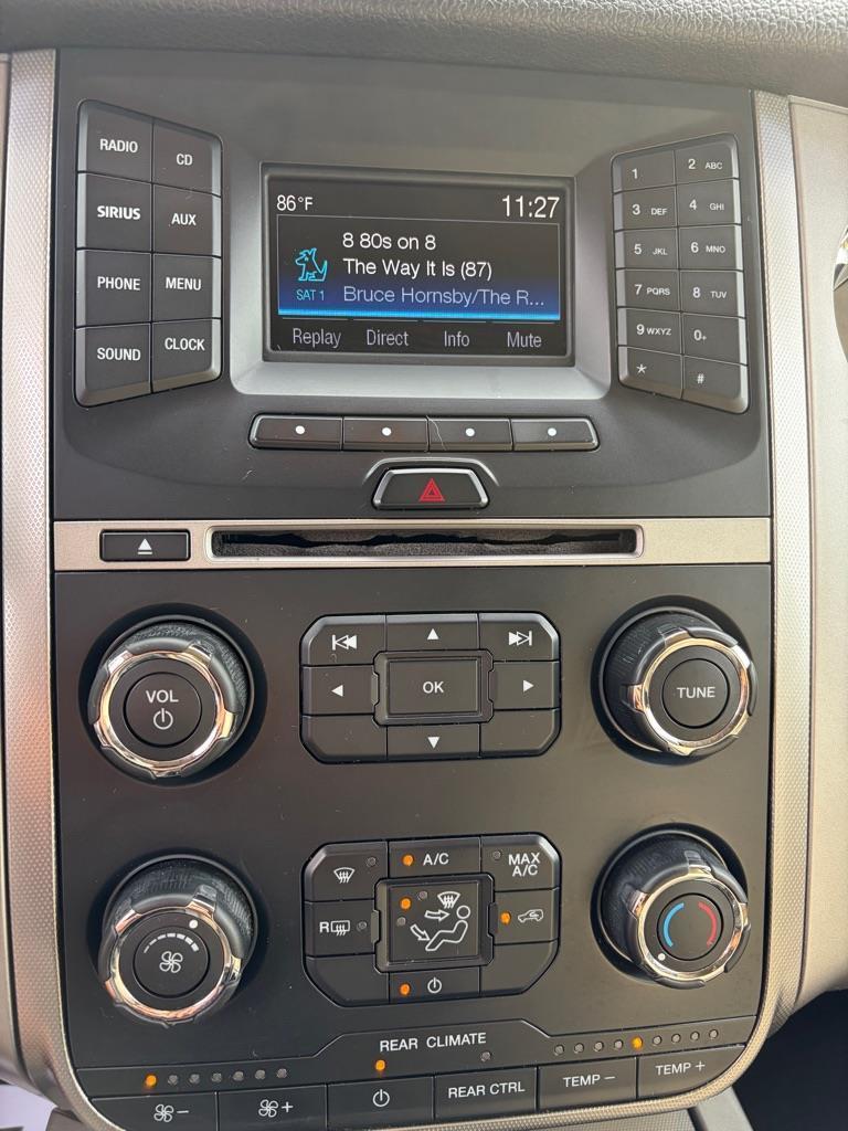 2017 Ford Expedition XLT - Photo 10