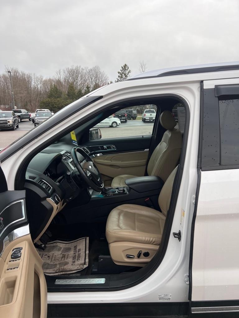Ford Explorer  2016