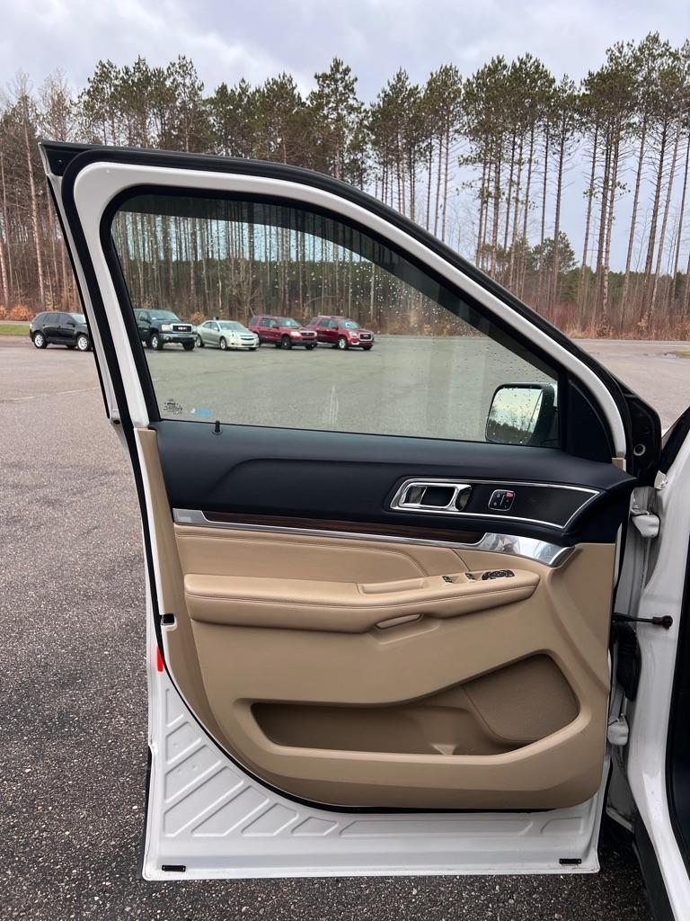Ford Explorer  2016