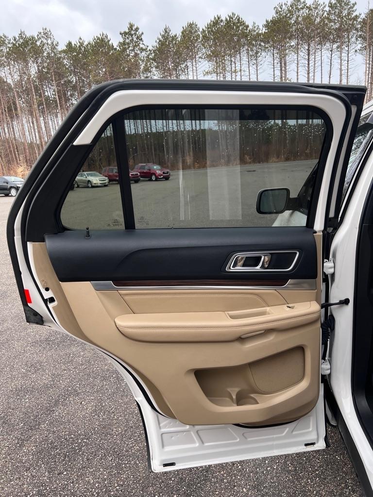 Ford Explorer  2016
