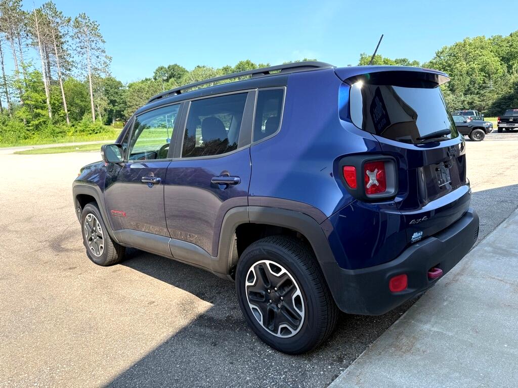 2017 Jeep Renegade Trailhawk photo 4