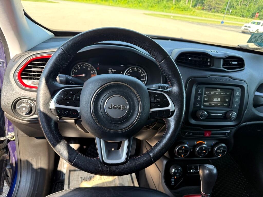 2017 Jeep Renegade Trailhawk photo 7