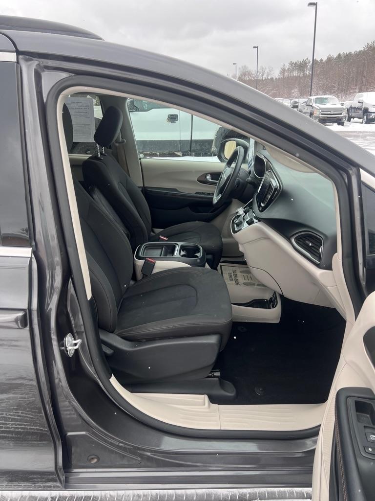 Chrysler Pacifica  2017