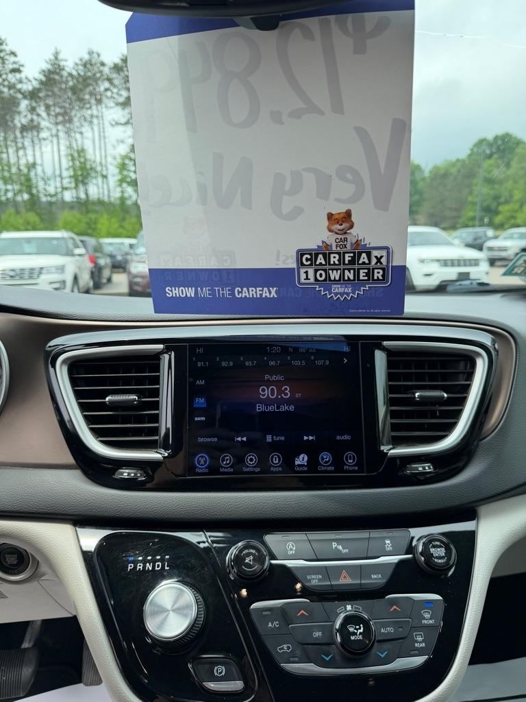 Chrysler Pacifica  2017