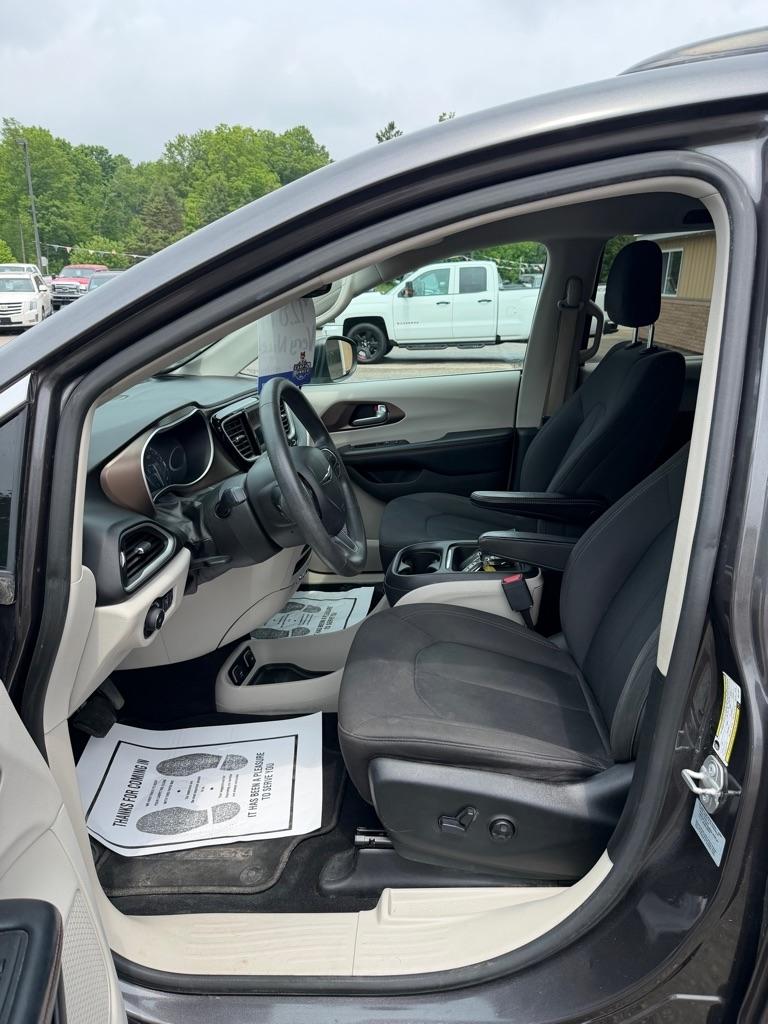 Chrysler Pacifica  2017