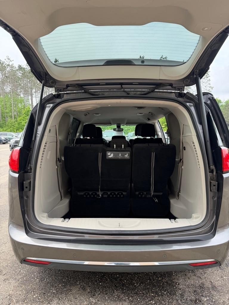 Chrysler Pacifica  2017