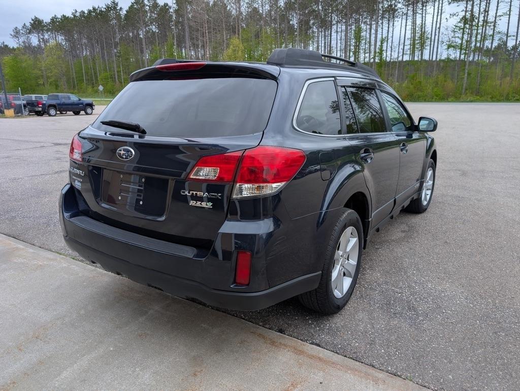 Subaru Outback  2013