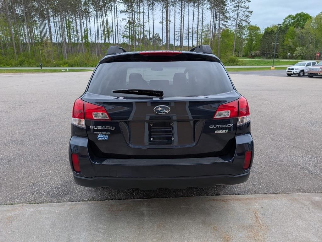 Subaru Outback  2013