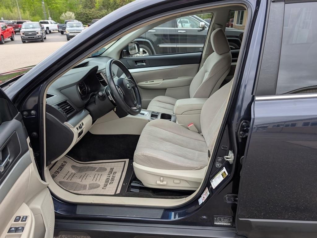 Subaru Outback  2013