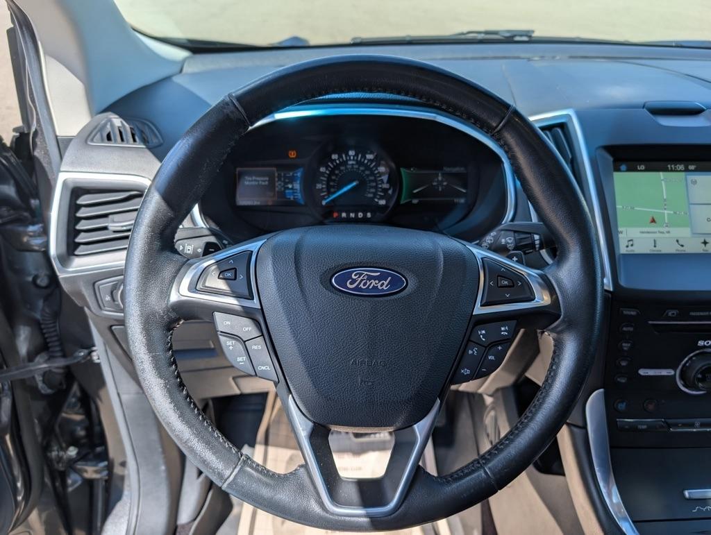2016 Ford Edge Titanium - Photo 13