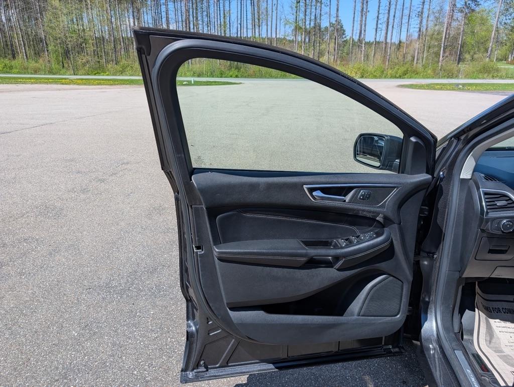 2016 Ford Edge Titanium - Photo 14