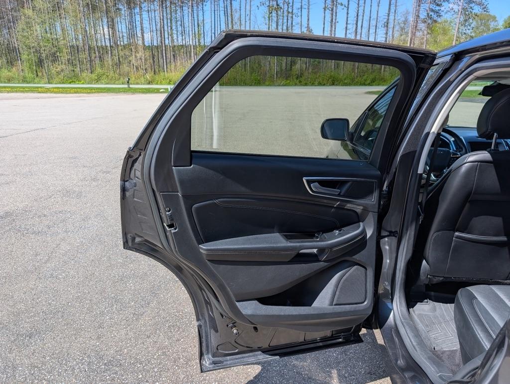 2016 Ford Edge Titanium - Photo 16