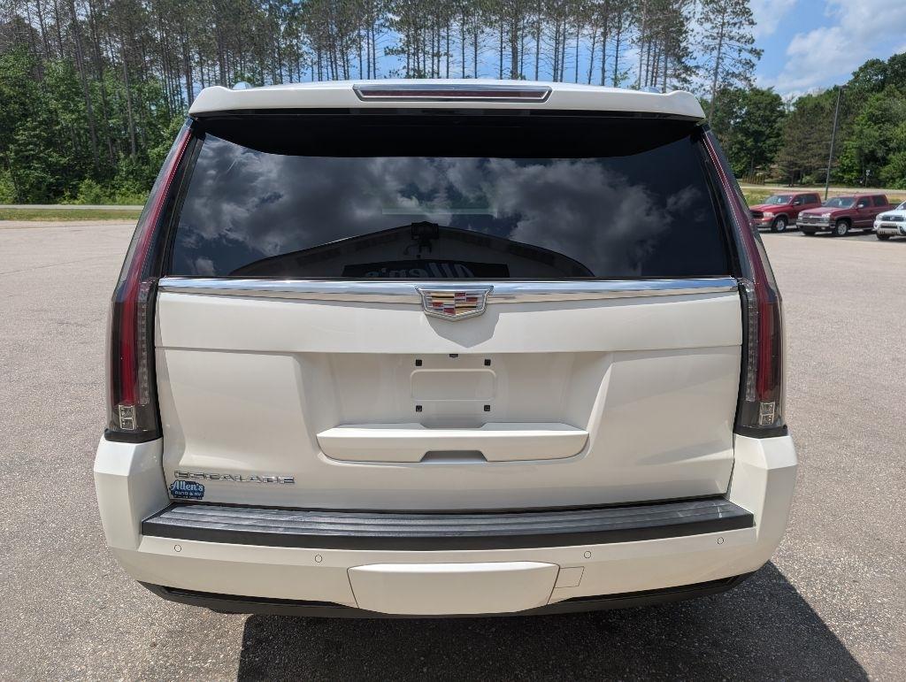Cadillac Escalade  2015