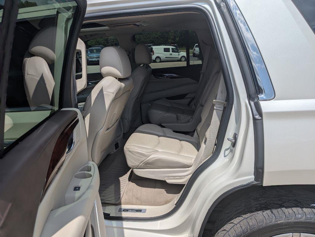 Cadillac Escalade  2015