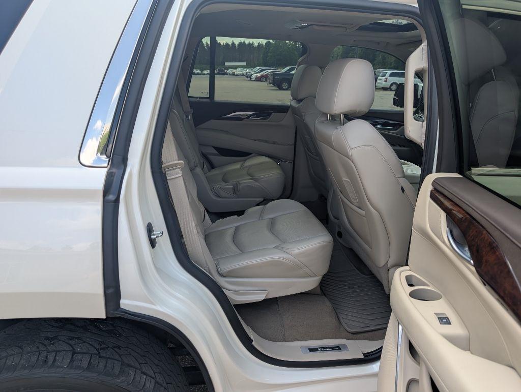 Cadillac Escalade  2015