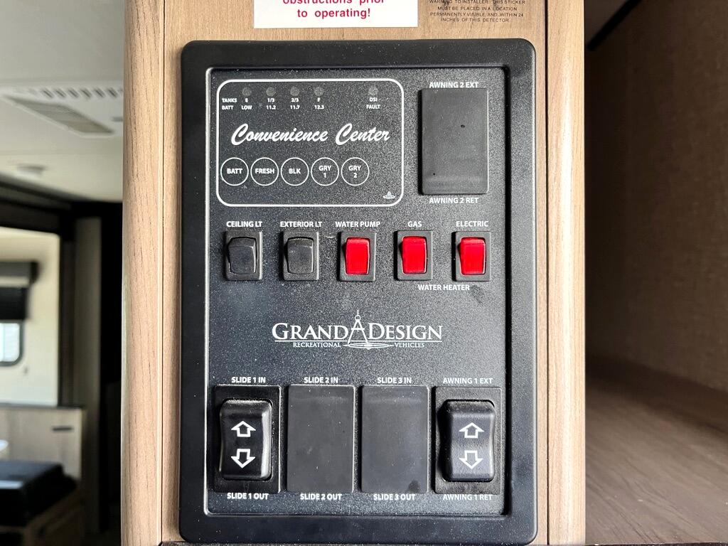 2019 Grand Design Recreational Transcend Narrow Body photo 10