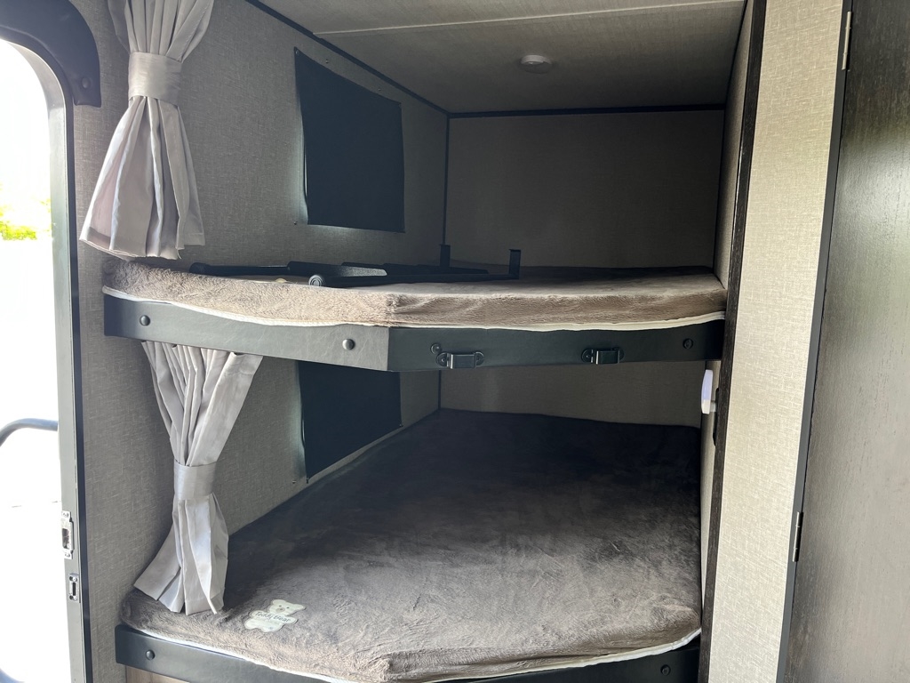 Grand Design Transcend  2019