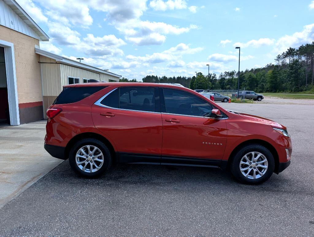 2020 Chevrolet Equinox LT photo 3