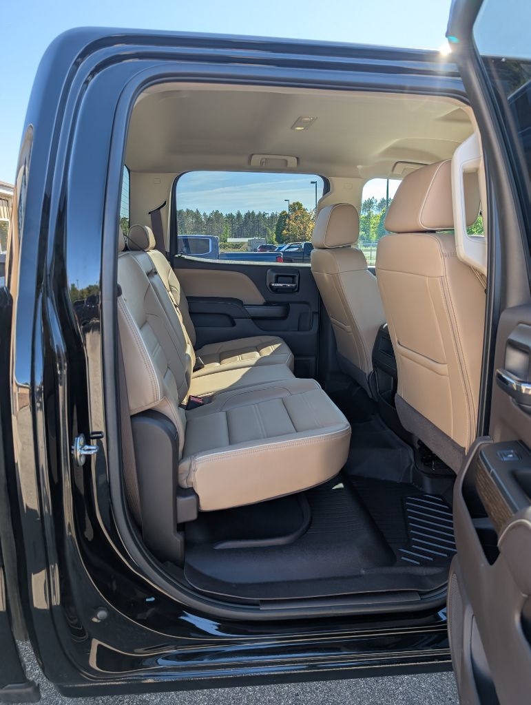 GMC Sierra 2500HD  2017 GMC Sierra 2500HD  2017