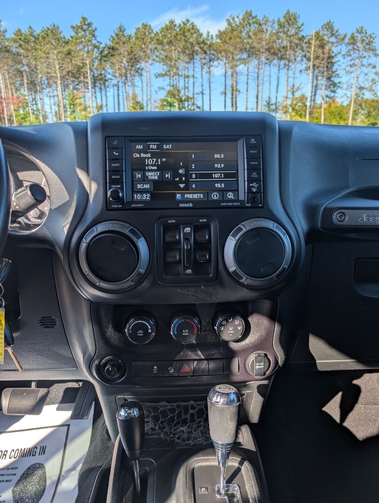 Jeep Wrangler  2017 Jeep Wrangler  2017