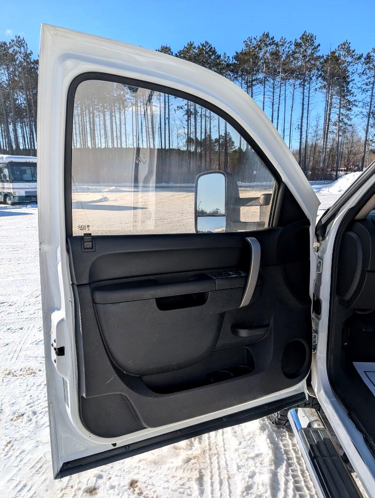 GMC Sierra 2500HD  2011