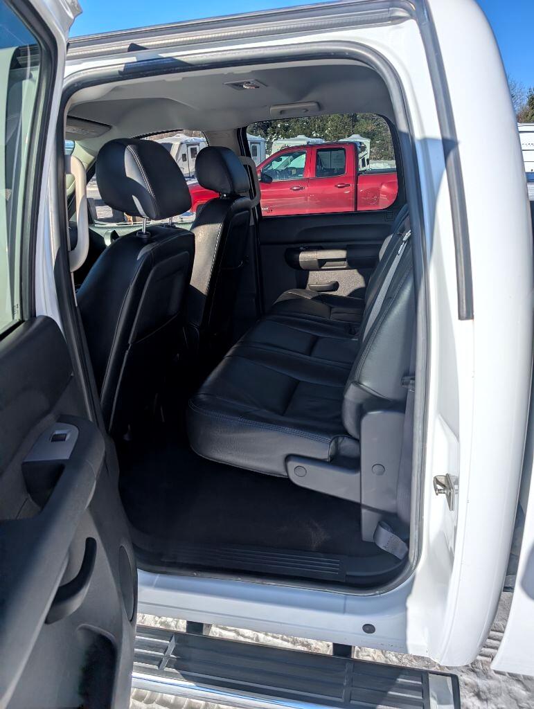 GMC Sierra 2500HD  2011