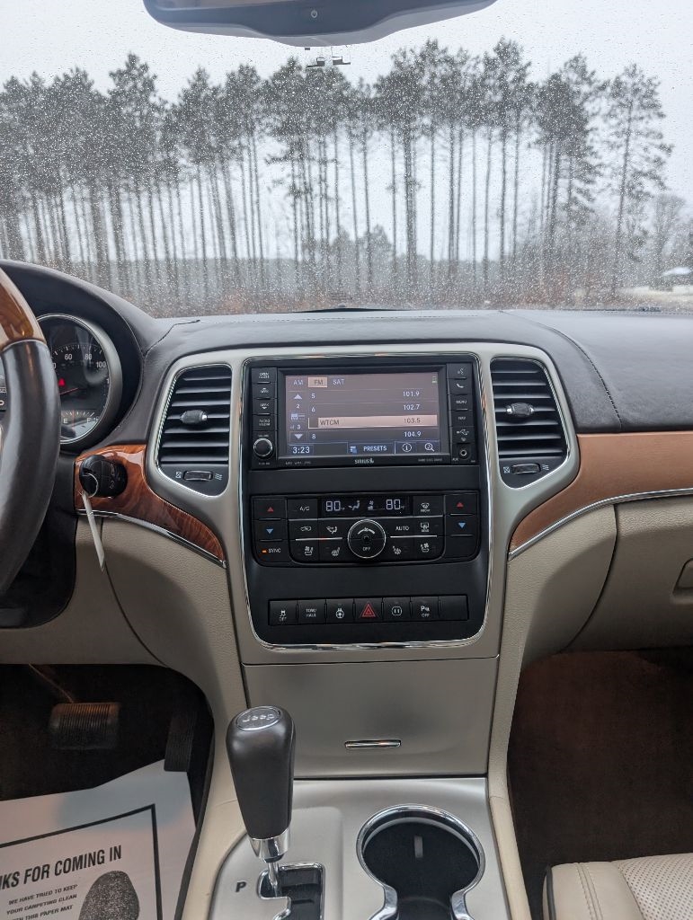 Jeep Grand Cherokee  2012