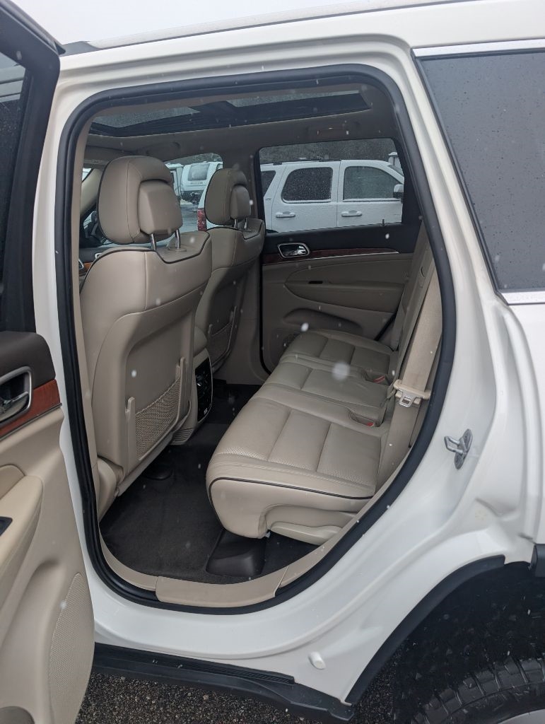 Jeep Grand Cherokee  2012