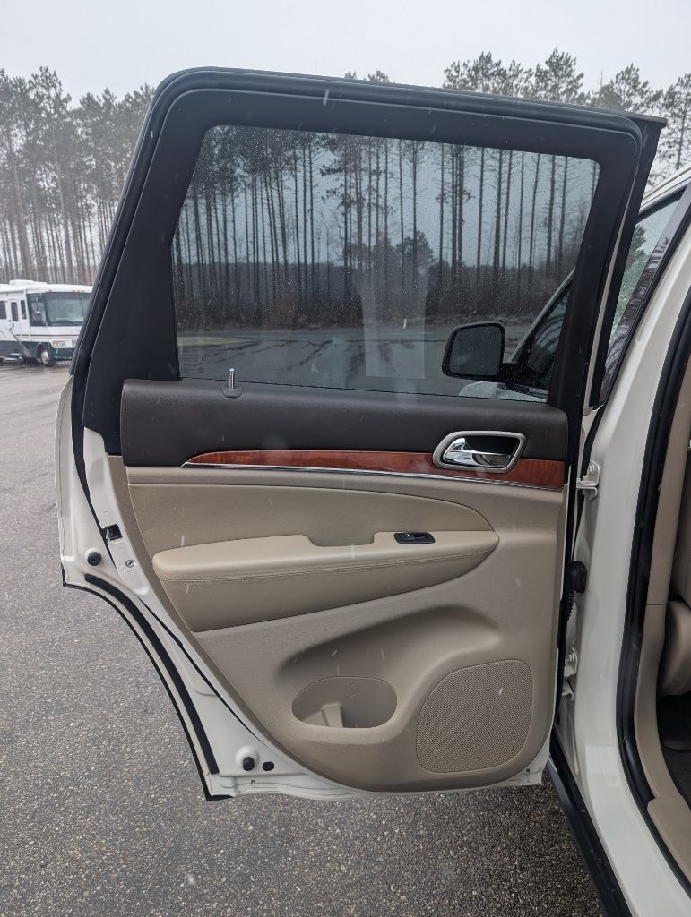 Jeep Grand Cherokee  2012