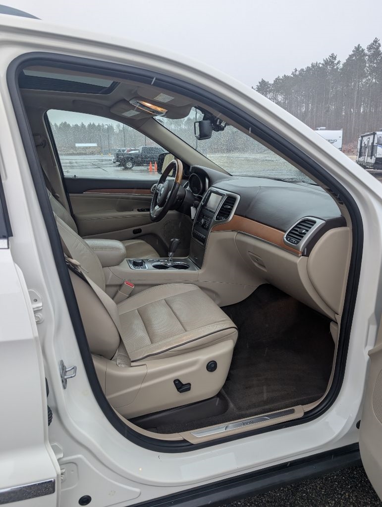 Jeep Grand Cherokee  2012