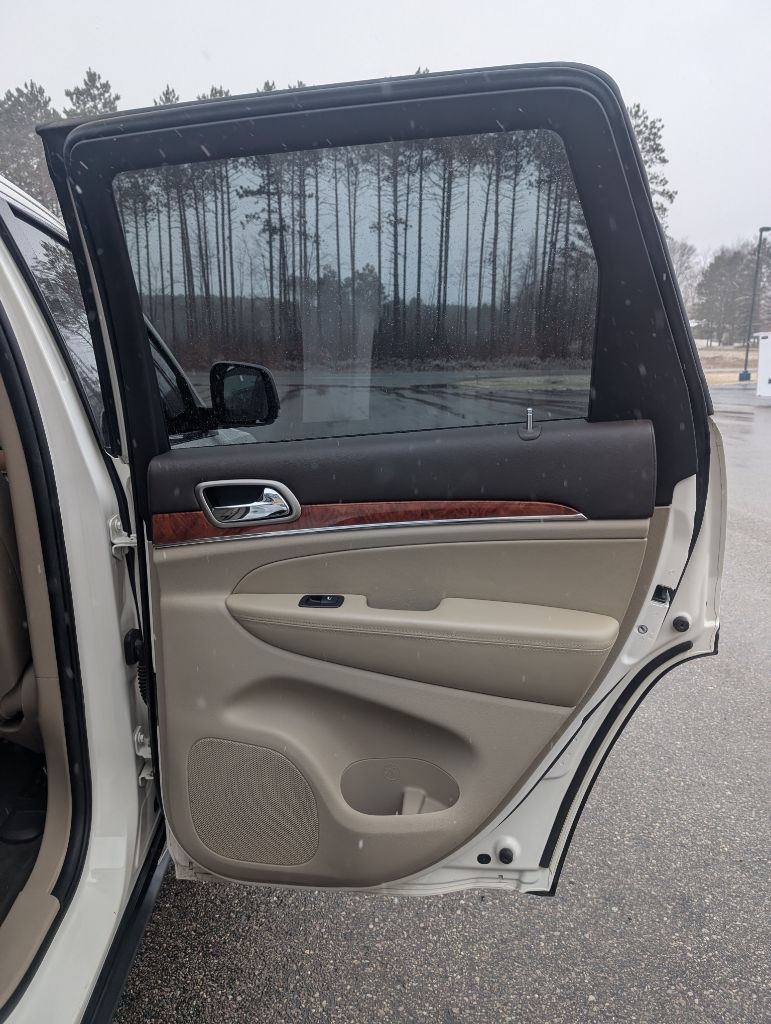 Jeep Grand Cherokee  2012