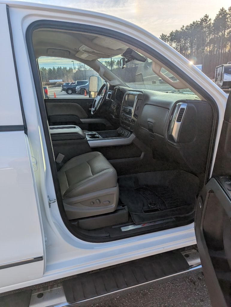 Chevrolet Silverado 3500HD  2015