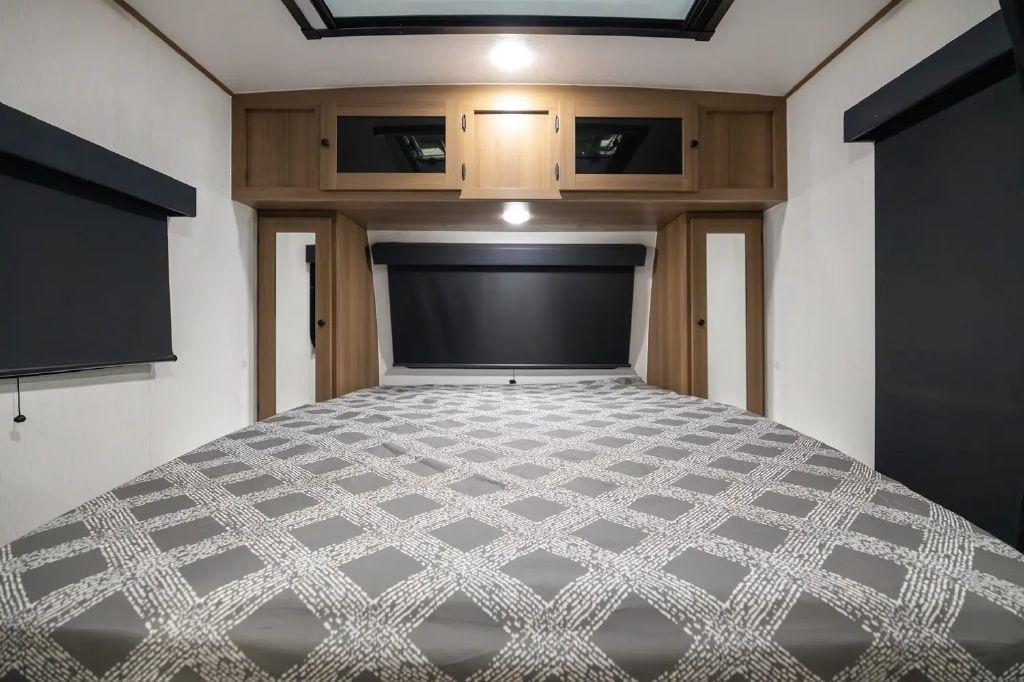 Coachmen Apex  2026