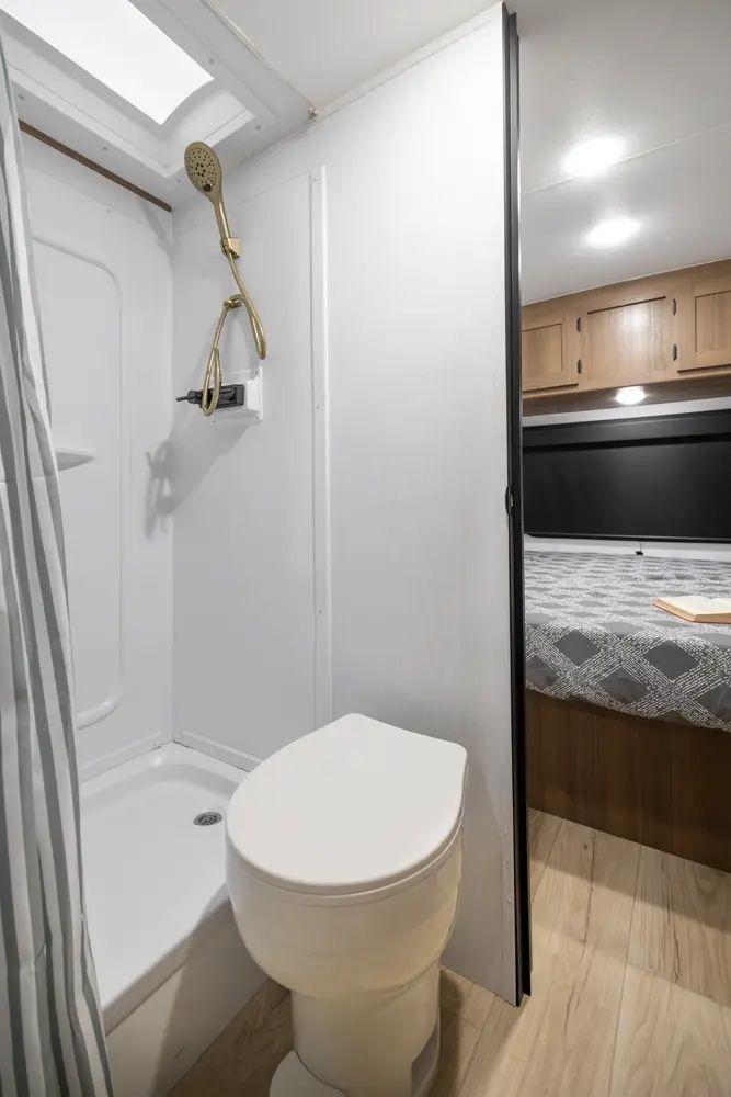 Coachmen Apex  2026
