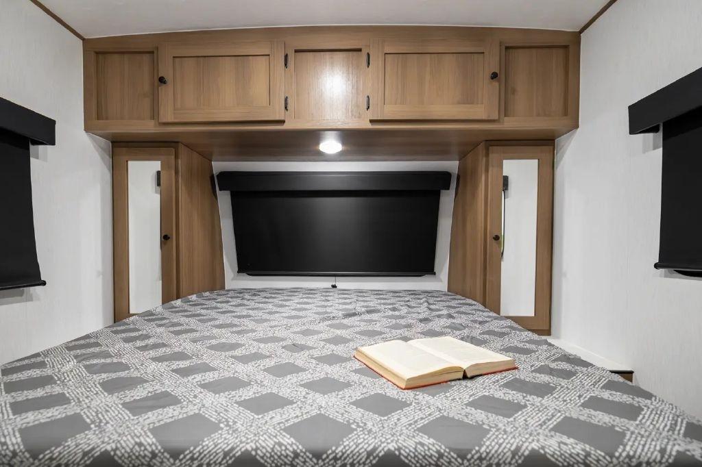 Coachmen Apex  2026