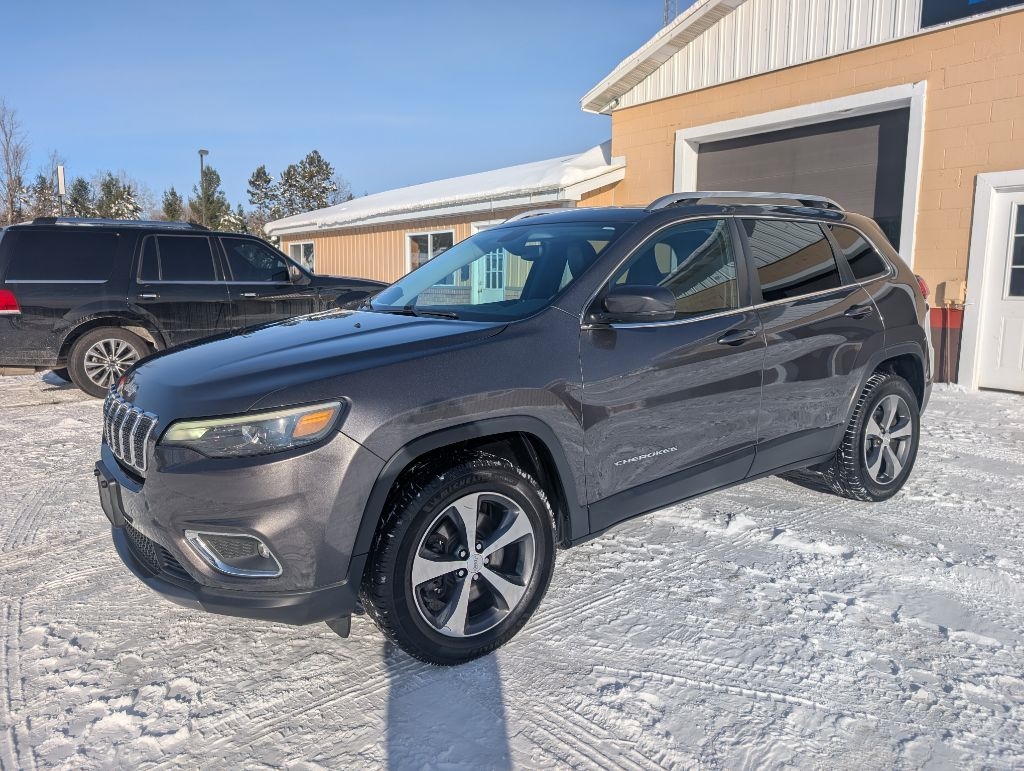 2019 Jeep Cherokee Limited's photo