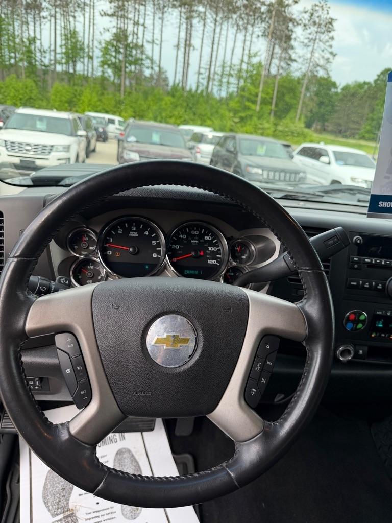 Chevrolet Silverado 2500HD  2011