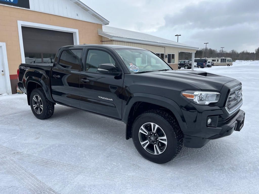 Toyota Tacoma  2017