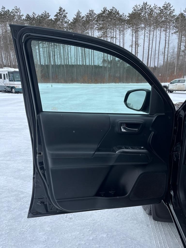 Toyota Tacoma  2017