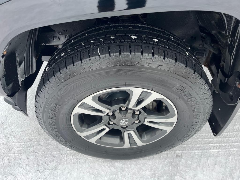 Toyota Tacoma  2017