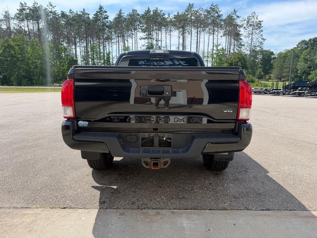 Toyota Tacoma  2017