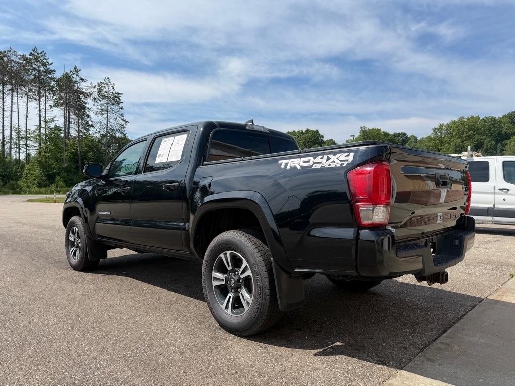 Toyota Tacoma  2017