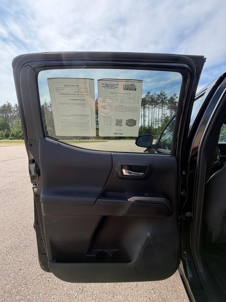 Toyota Tacoma  2017