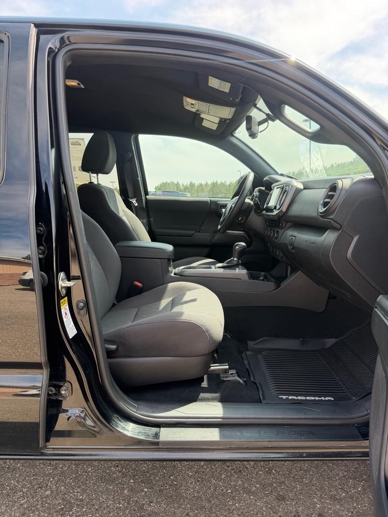 Toyota Tacoma  2017