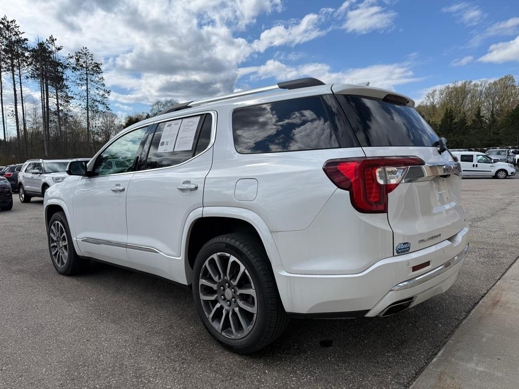 GMC Acadia  2021