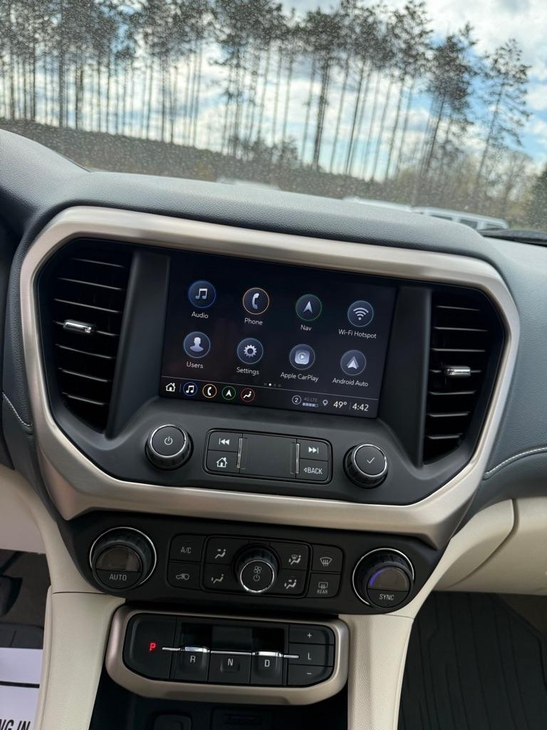 GMC Acadia  2021