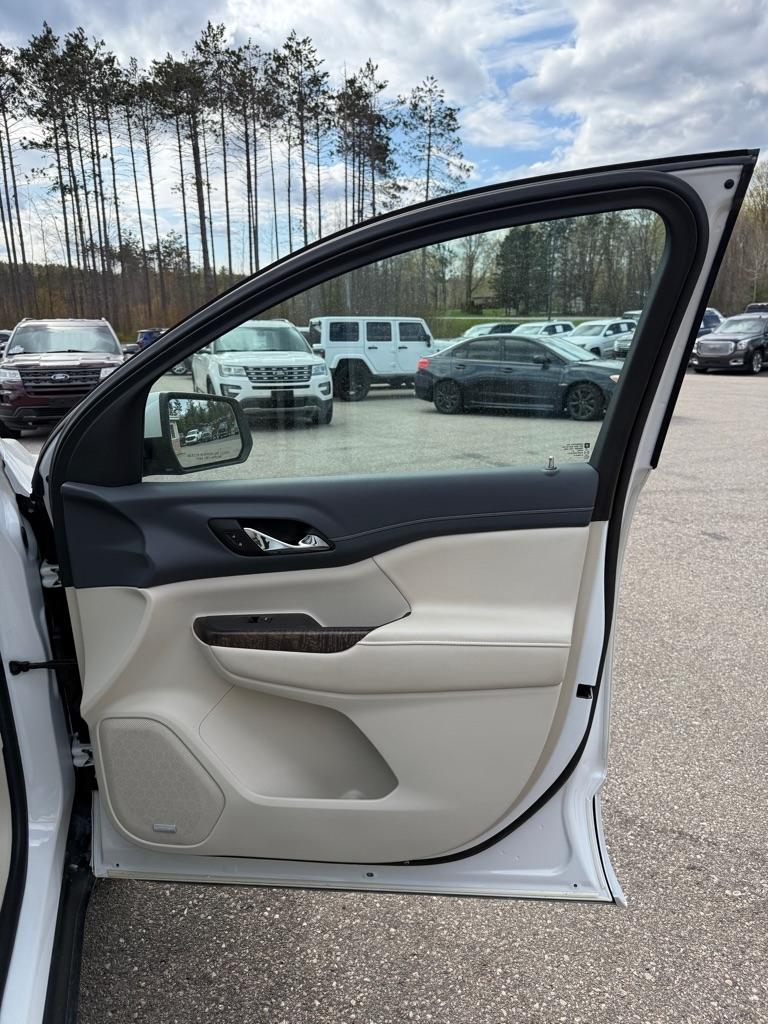 GMC Acadia  2021